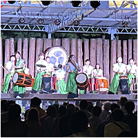 太鼓演奏